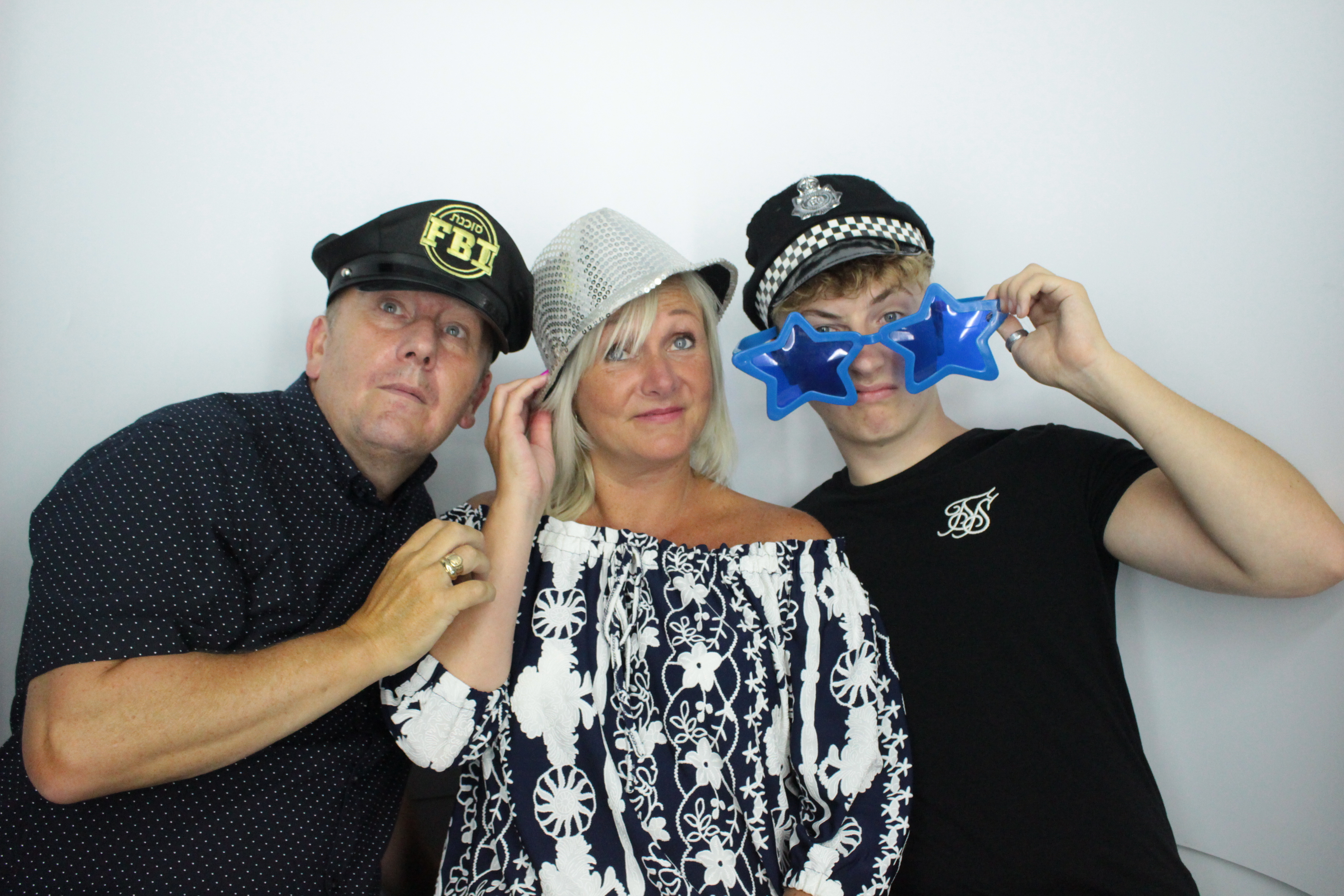 Martin & Colleen’s Joint 50th | View more photos from the event at gallery.myphotoboothexperience.co.uk/u/MyPhotoBoothExperienceLtd/Martin-Colleen’s-Joint-50th